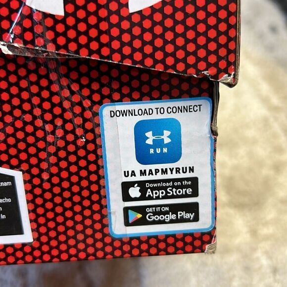 UNDER ARMOUR - Infinite 3 Running Shoes - Picture 4 of 10